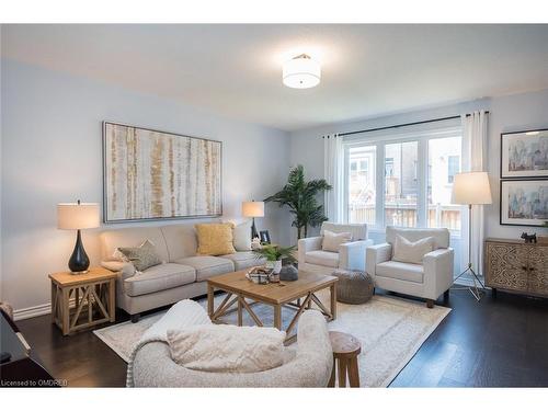 149 Whitlock Avenue, Milton, ON - Indoor Photo Showing Living Room