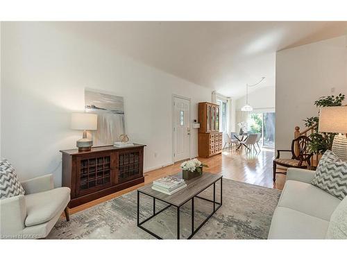 26 Peking Road, Toronto, ON - Indoor Photo Showing Living Room