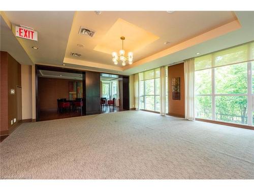 710-1055 Southdown Road, Mississauga, ON - Indoor Photo Showing Other Room