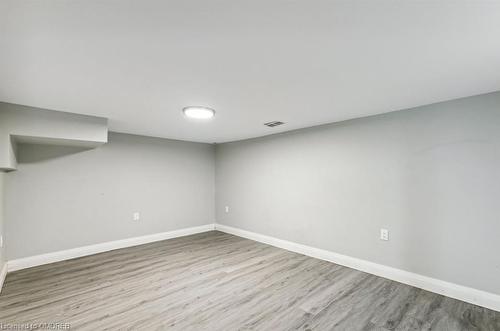 131 Bell Avenue, Hamilton, ON - Indoor Photo Showing Other Room