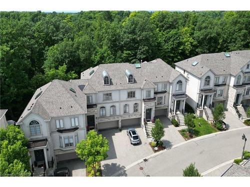 15-2400 Neyagawa Boulevard, Oakville, ON - Outdoor With Facade