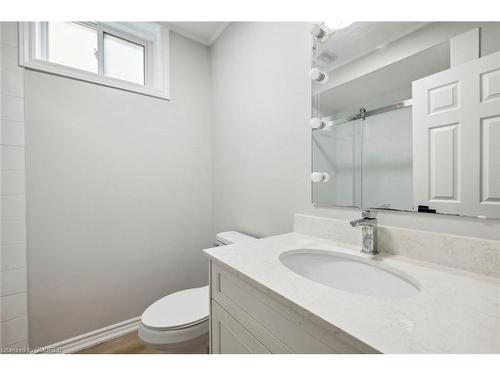 169 Ravenbury Drive, Hamilton, ON - Indoor Photo Showing Bathroom