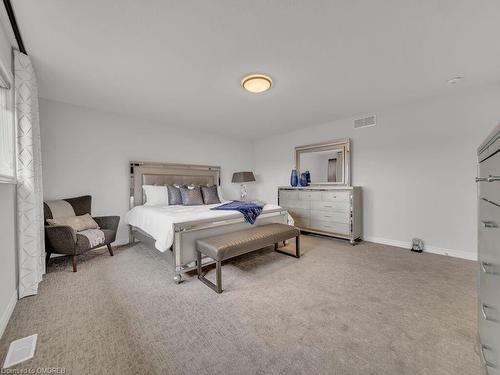 80 Arlington Parkway, Paris, ON - Indoor Photo Showing Bedroom