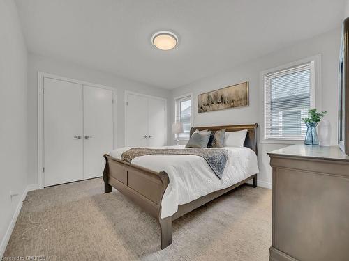 80 Arlington Parkway, Paris, ON - Indoor Photo Showing Bedroom