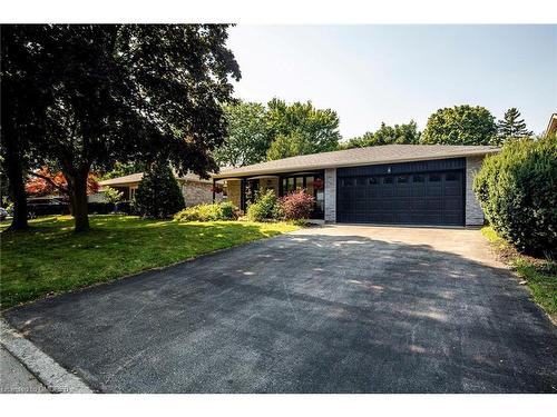 2169 Sunnyvale Drive, Oakville, ON - Outdoor