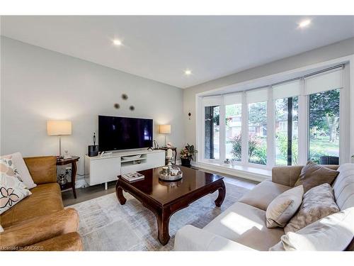 2169 Sunnyvale Drive, Oakville, ON - Indoor Photo Showing Living Room