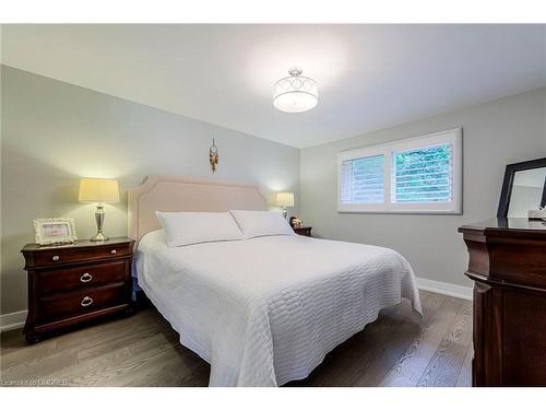 2169 Sunnyvale Drive, Oakville, ON - Indoor Photo Showing Bedroom