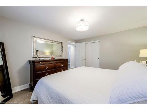 2169 Sunnyvale Drive, Oakville, ON - Indoor Photo Showing Bedroom