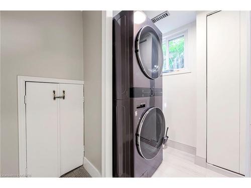 2169 Sunnyvale Drive, Oakville, ON - Indoor Photo Showing Laundry Room