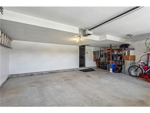 3-3045 George Savage Avenue, Oakville, ON - Indoor Photo Showing Garage