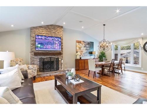 1381 Beemer Avenue, Mississauga, ON - Indoor Photo Showing Living Room With Fireplace