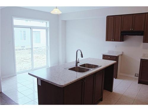 76 Cooke Ave, Brantford, ON - Indoor Photo Showing Kitchen With Double Sink