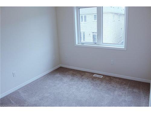 76 Cooke Ave, Brantford, ON - Indoor Photo Showing Other Room