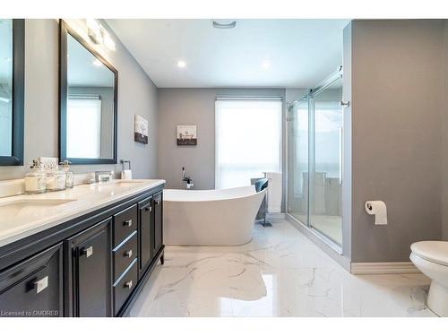 386 Northwood Drive, Oakville, ON - Indoor Photo Showing Bathroom