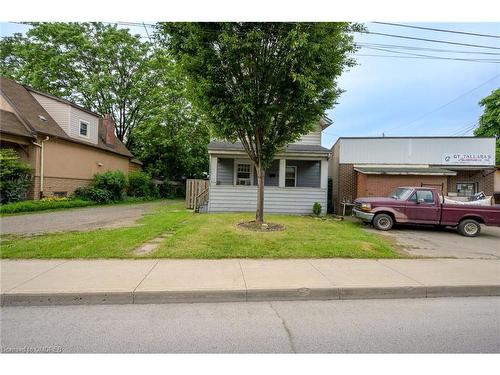 372 Beach Road, Hamilton, ON 