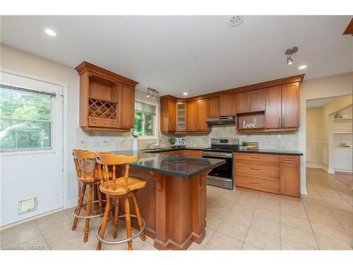 13055 Fourth Line Line, Nassagaweya, ON - Indoor Photo Showing Kitchen