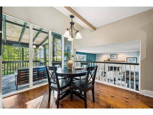 11485 First Line, Milton, ON - Indoor Photo Showing Dining Room