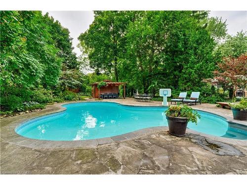 938 Meadow Wood Road, Mississauga, ON - Outdoor With In Ground Pool With Backyard