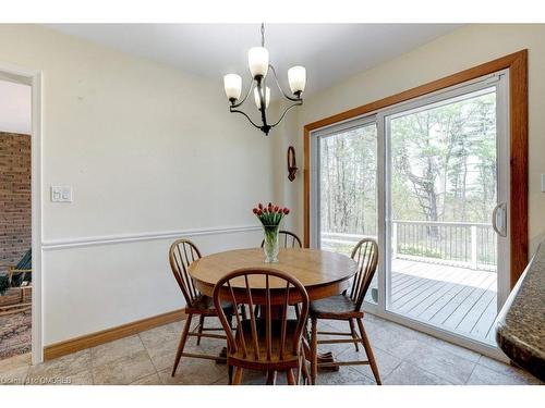 1527 Green Glade, Mississauga, ON - Indoor Photo Showing Dining Room