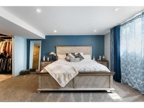 4999 Canborough Road, Wellandport, ON - Indoor Photo Showing Bedroom