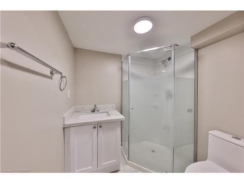 Lower-47 Washington Avenue, Oakville, ON - Indoor Photo Showing Bathroom