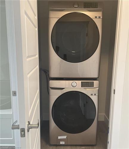 49 Acorn Trail, St. Thomas, ON - Indoor Photo Showing Laundry Room