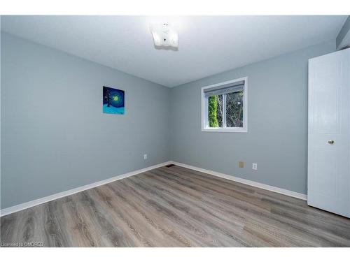 39 Fuller Drive, Guelph, ON - Indoor Photo Showing Other Room