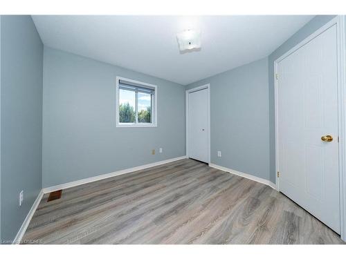 39 Fuller Drive, Guelph, ON - Indoor Photo Showing Other Room