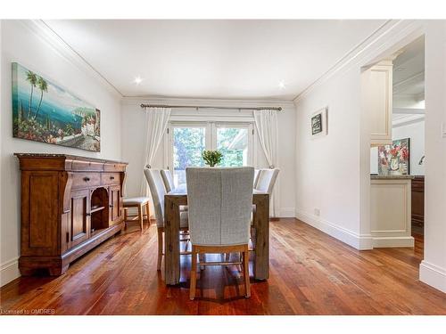 1518 Oakhill Drive, Oakville, ON - Indoor Photo Showing Dining Room