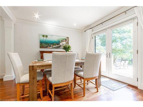 1518 Oakhill Drive, Oakville, ON - Indoor Photo Showing Dining Room