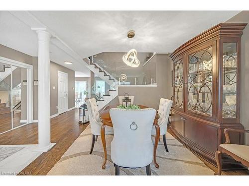 17 Michaela Crescent, Fonthill, ON - Indoor Photo Showing Dining Room