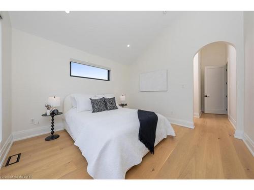 363 Albert Street, Everton, ON - Indoor Photo Showing Bedroom