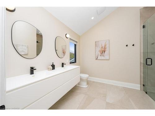 363 Albert Street, Everton, ON - Indoor Photo Showing Bathroom