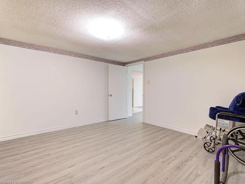 4252 Sugarbush Road, Mississauga, ON - Indoor Photo Showing Other Room