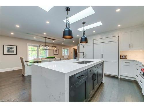 1386 Willowdown Road, Oakville, ON - Indoor Photo Showing Kitchen With Upgraded Kitchen