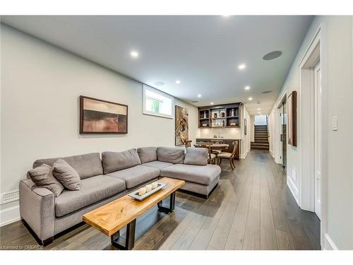 1386 Willowdown Road, Oakville, ON - Indoor Photo Showing Living Room