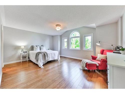 1688 Glenvista Drive, Oakville, ON - Indoor Photo Showing Bedroom