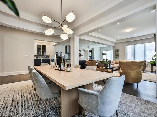 2302 Hyacinth Crescent, Oakville, ON - Indoor Photo Showing Dining Room