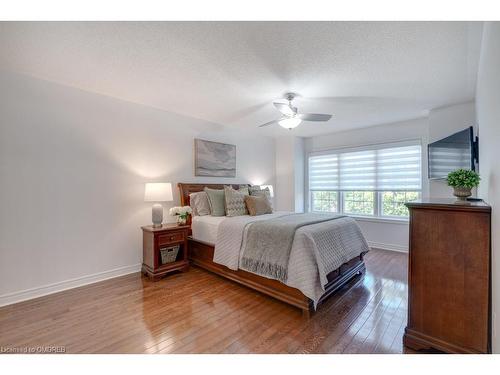 3004 Richview Boulevard, Oakville, ON - Indoor Photo Showing Bedroom