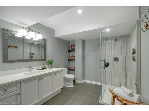 3004 Richview Boulevard, Oakville, ON - Indoor Photo Showing Bathroom