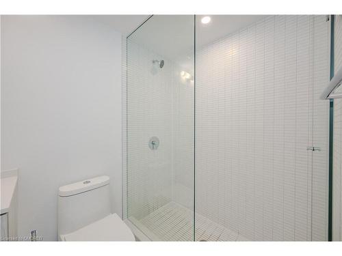 1308-1 Jarvis Street, Hamilton, ON - Indoor Photo Showing Bathroom