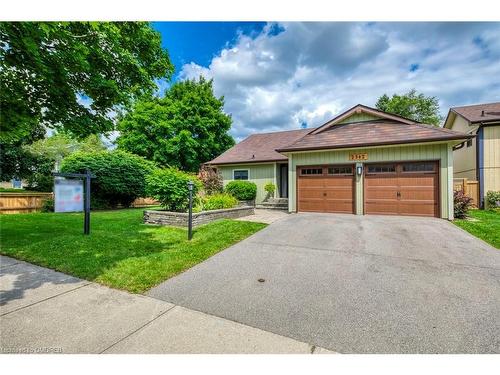 2362 Sinclair Circle, Burlington, ON - Outdoor