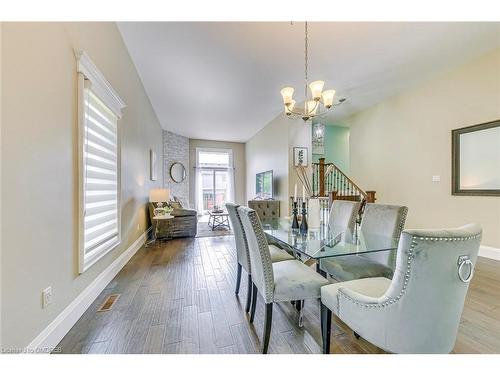 2362 Sinclair Circle, Burlington, ON - Indoor Photo Showing Dining Room