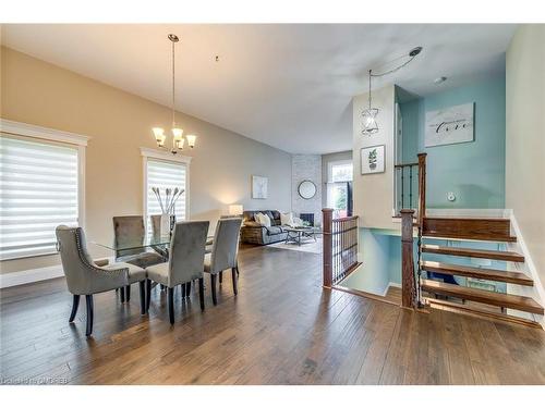 2362 Sinclair Circle, Burlington, ON - Indoor Photo Showing Dining Room