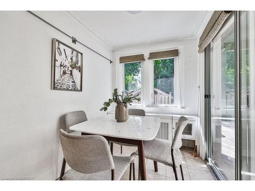 161 Chaplin Crescent, Toronto, ON - Indoor Photo Showing Dining Room