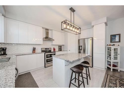 123 Stork Street, Oakville, ON - Indoor Photo Showing Kitchen With Stainless Steel Kitchen With Upgraded Kitchen