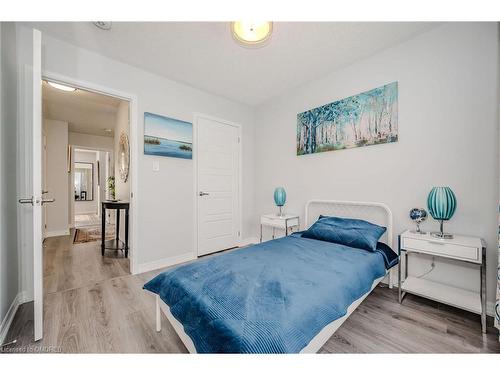 123 Stork Street, Oakville, ON - Indoor Photo Showing Bathroom