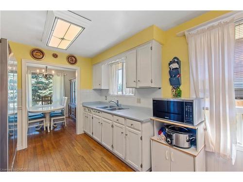 75 Maureen Avenue, Welland, ON - Indoor Photo Showing Kitchen With Double Sink