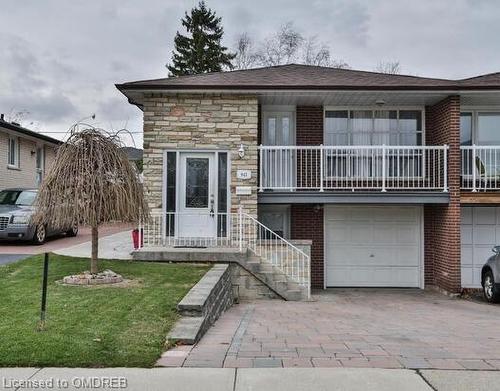 Upper-943 Blairholme Avenue, Mississauga, ON - Outdoor