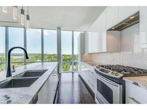 401-50 Murray Street W, Hamilton, ON - Indoor Photo Showing Kitchen With Stainless Steel Kitchen With Double Sink With Upgraded Kitchen